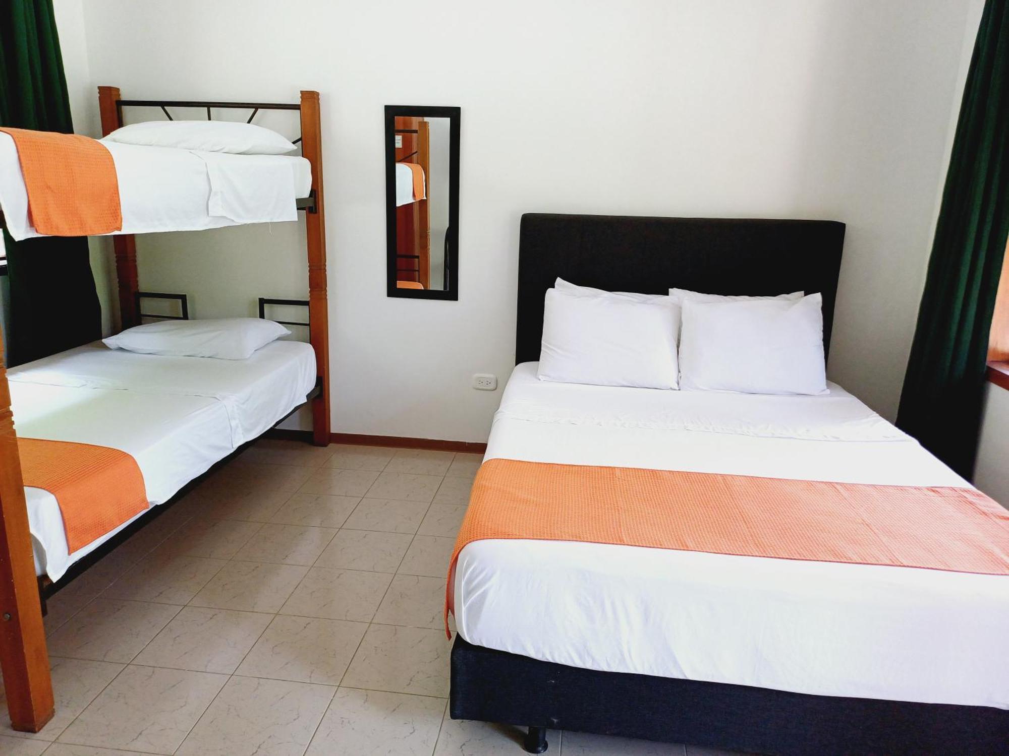 Hotel Campestre La Gaitana 托比亚 外观 照片