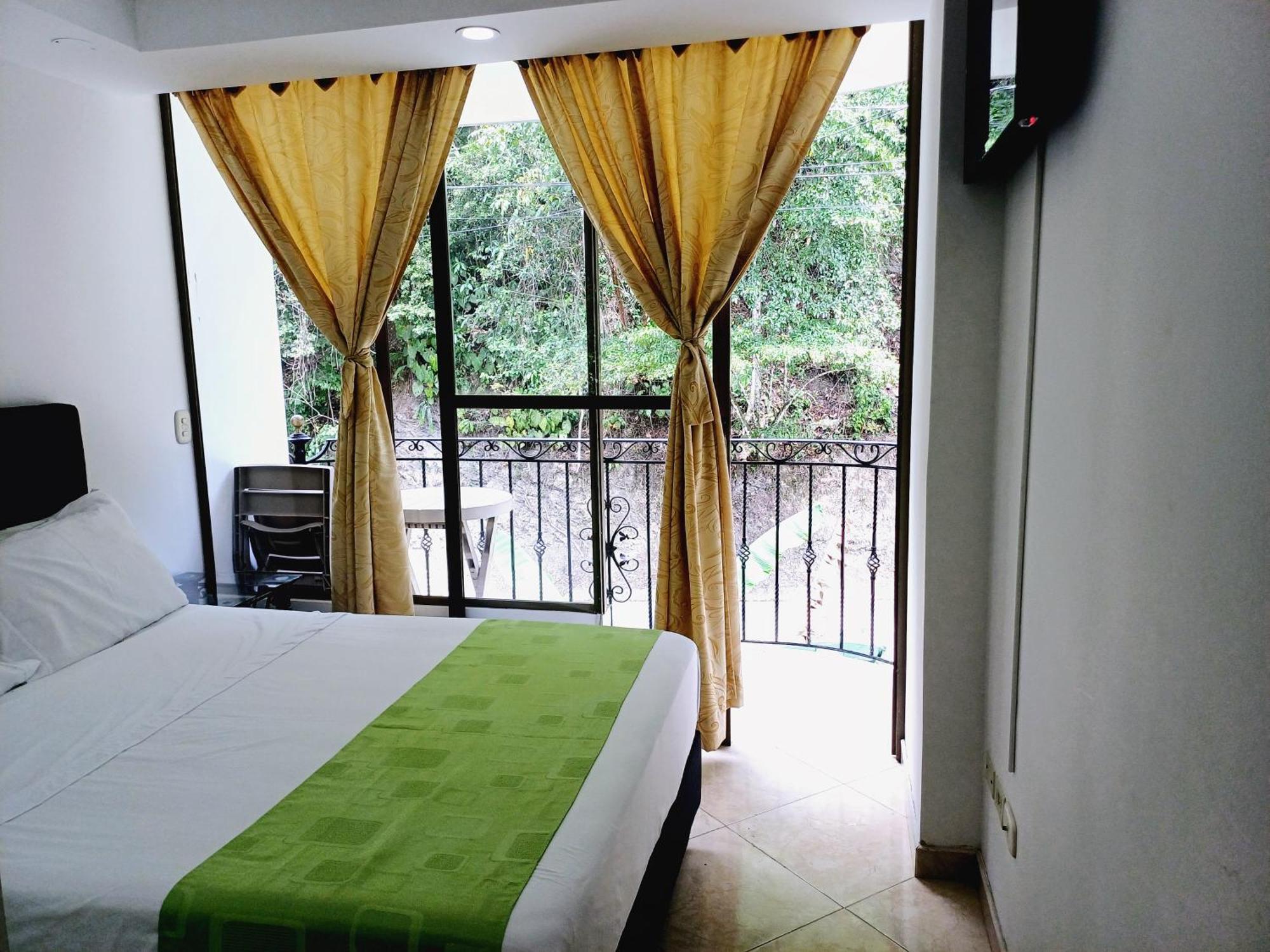 Hotel Campestre La Gaitana 托比亚 外观 照片