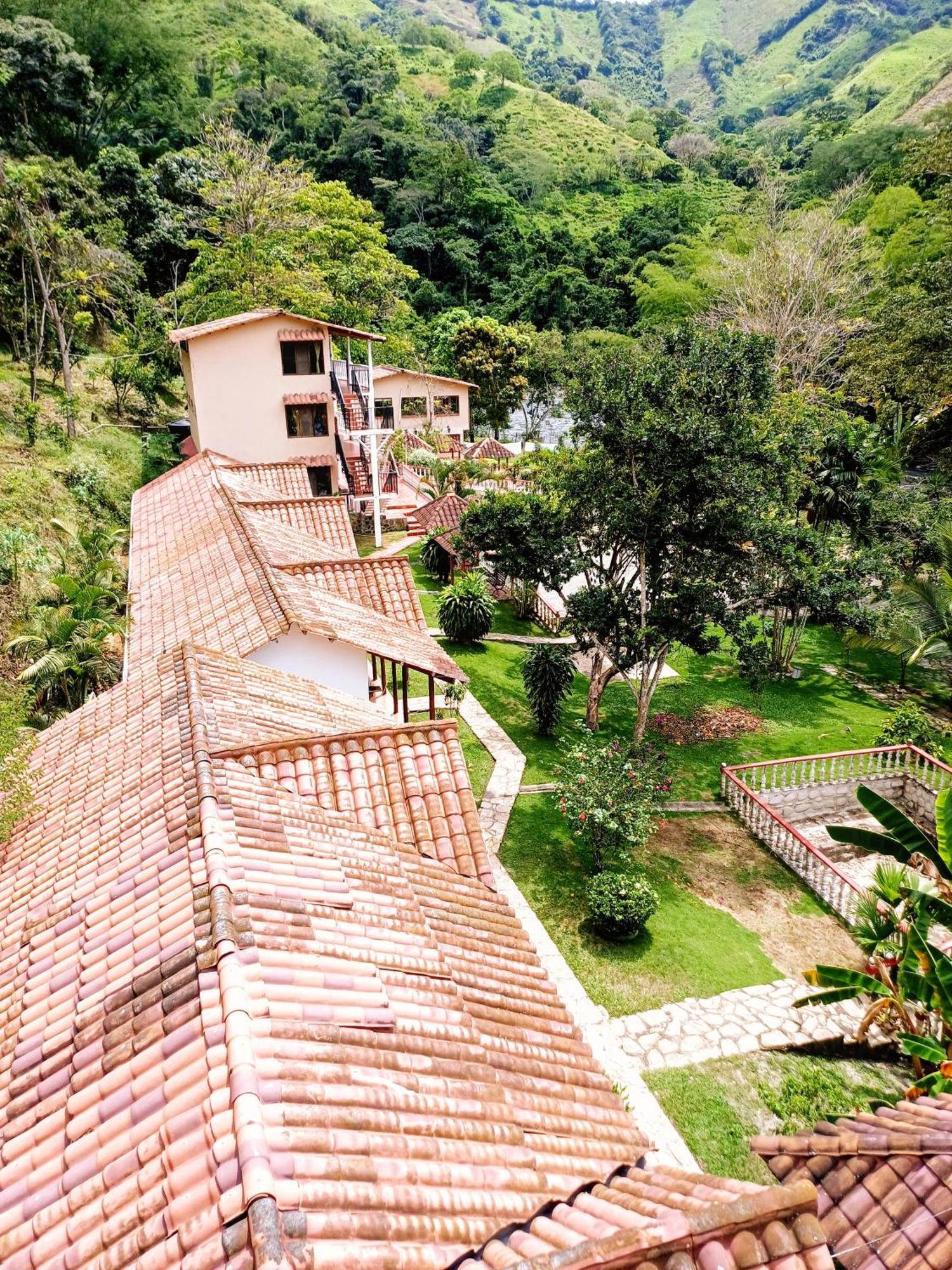 Hotel Campestre La Gaitana 托比亚 外观 照片
