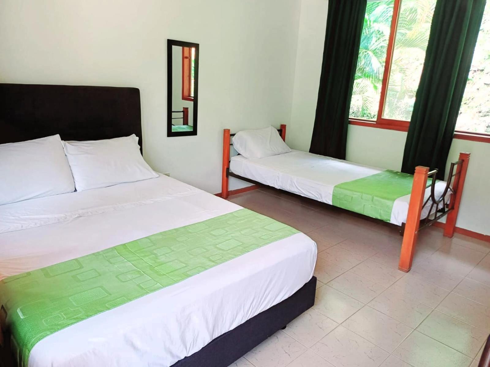 Hotel Campestre La Gaitana 托比亚 外观 照片
