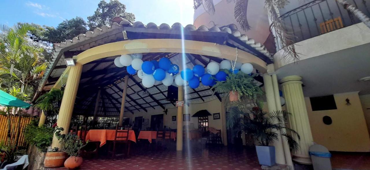 Hotel Campestre La Gaitana 托比亚 外观 照片